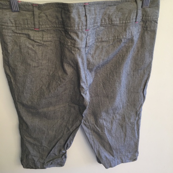 Cropped pants - Picture 5 of 6